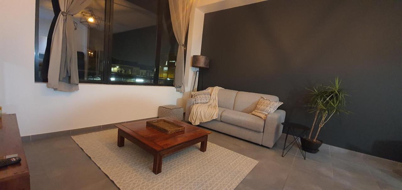 Appartement-Chic Parking Prive Tourcoing Bagian luar foto